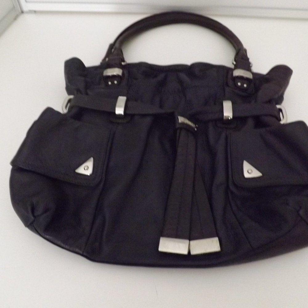 B Makowsky Leather Purse